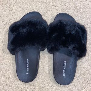 Steve Madden Black Furry Slides
